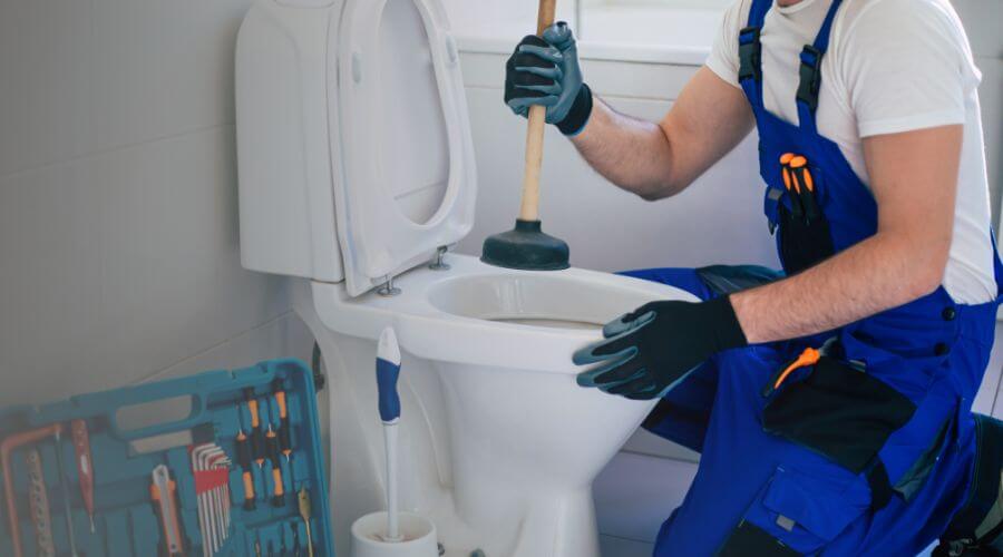 Professional sewer line repair services in Winnetka, CA